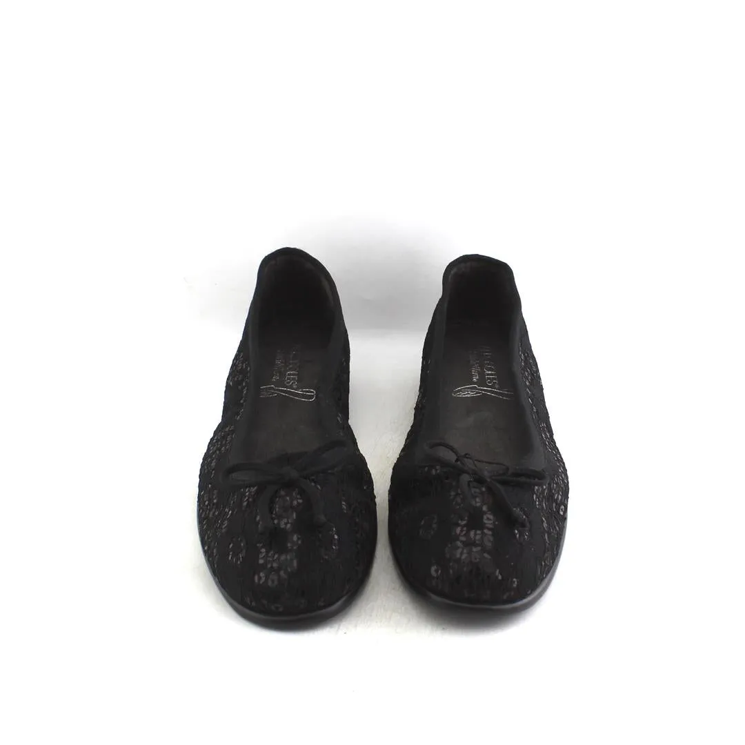 AEROSOLES STITCH NTURE