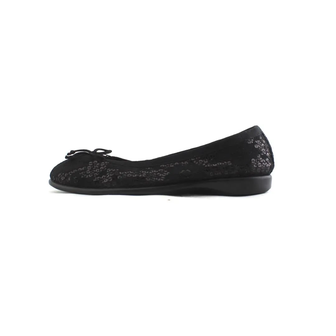 AEROSOLES STITCH NTURE