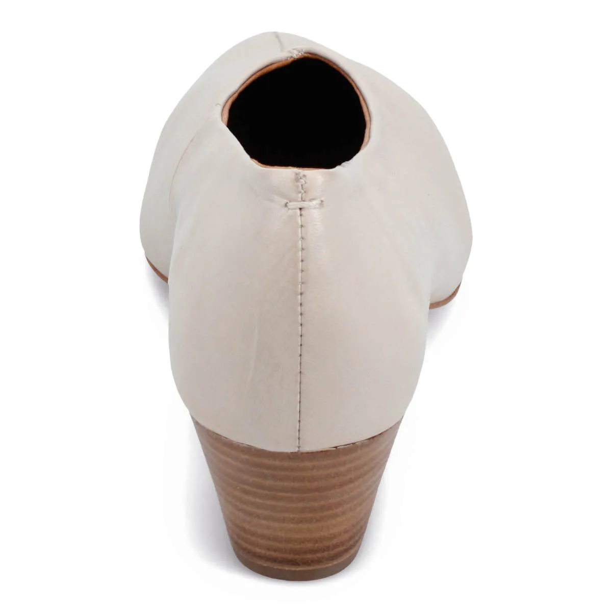 Sure! Please provide me with the current title of the e-commerce product Holly Pump so I can help you optimize it.