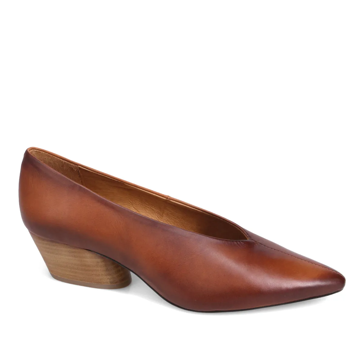 Sure! Please provide me with the current title of the e-commerce product Holly Pump so I can help you optimize it.