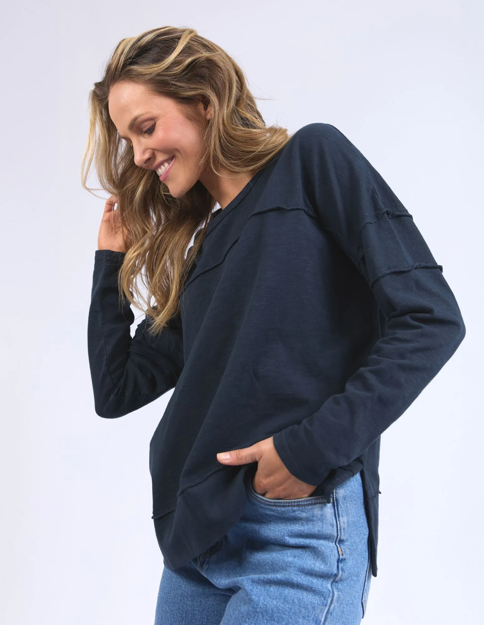 Jayne Throw On Top - Navy
